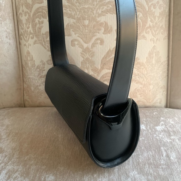 Louis Vuitton Epi black bag - Picture 4 of 7